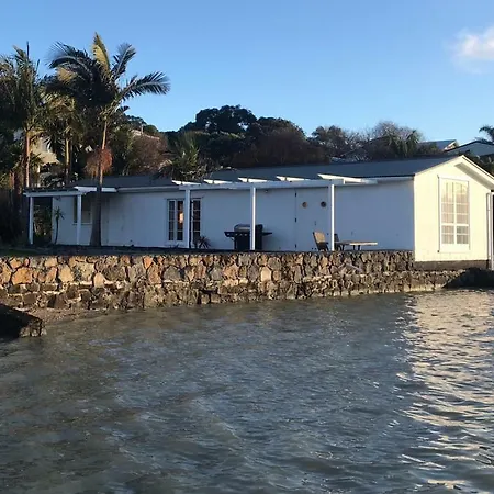 ホテル The Boat House